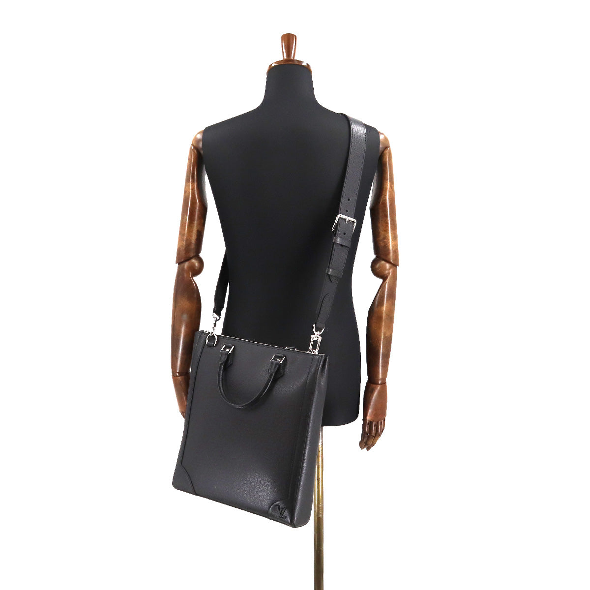 Louis Vuitton Taiga Vertical Tote Shoulder Bag Leather Black